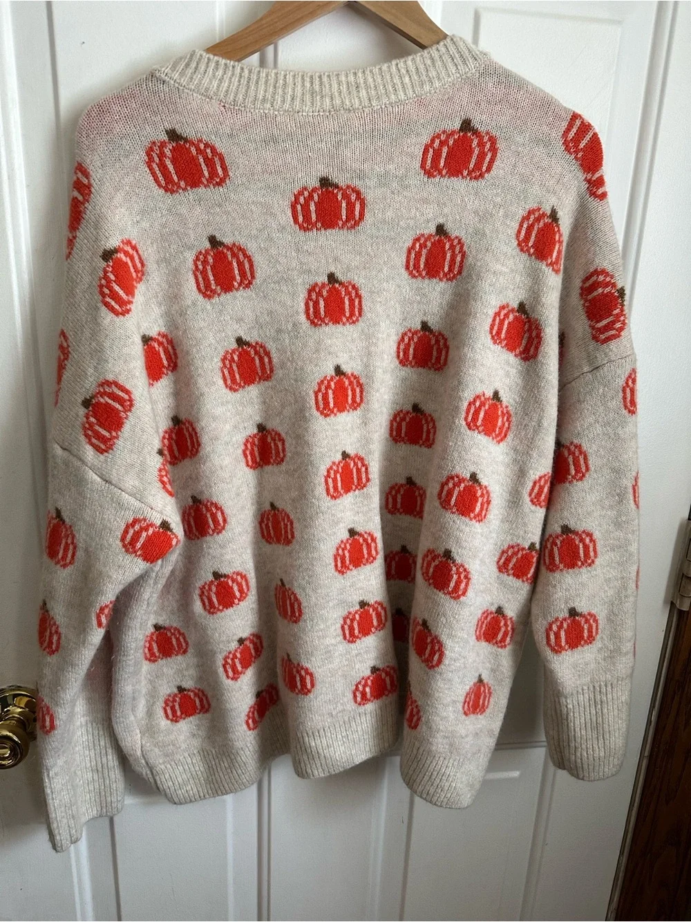 Vince Camuto Cream Sweater with Orange Pumpkin Motif - Picture 5 of 7